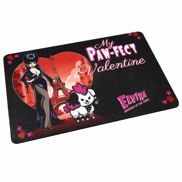 Elvira Pawfect Valentine Pet Mat